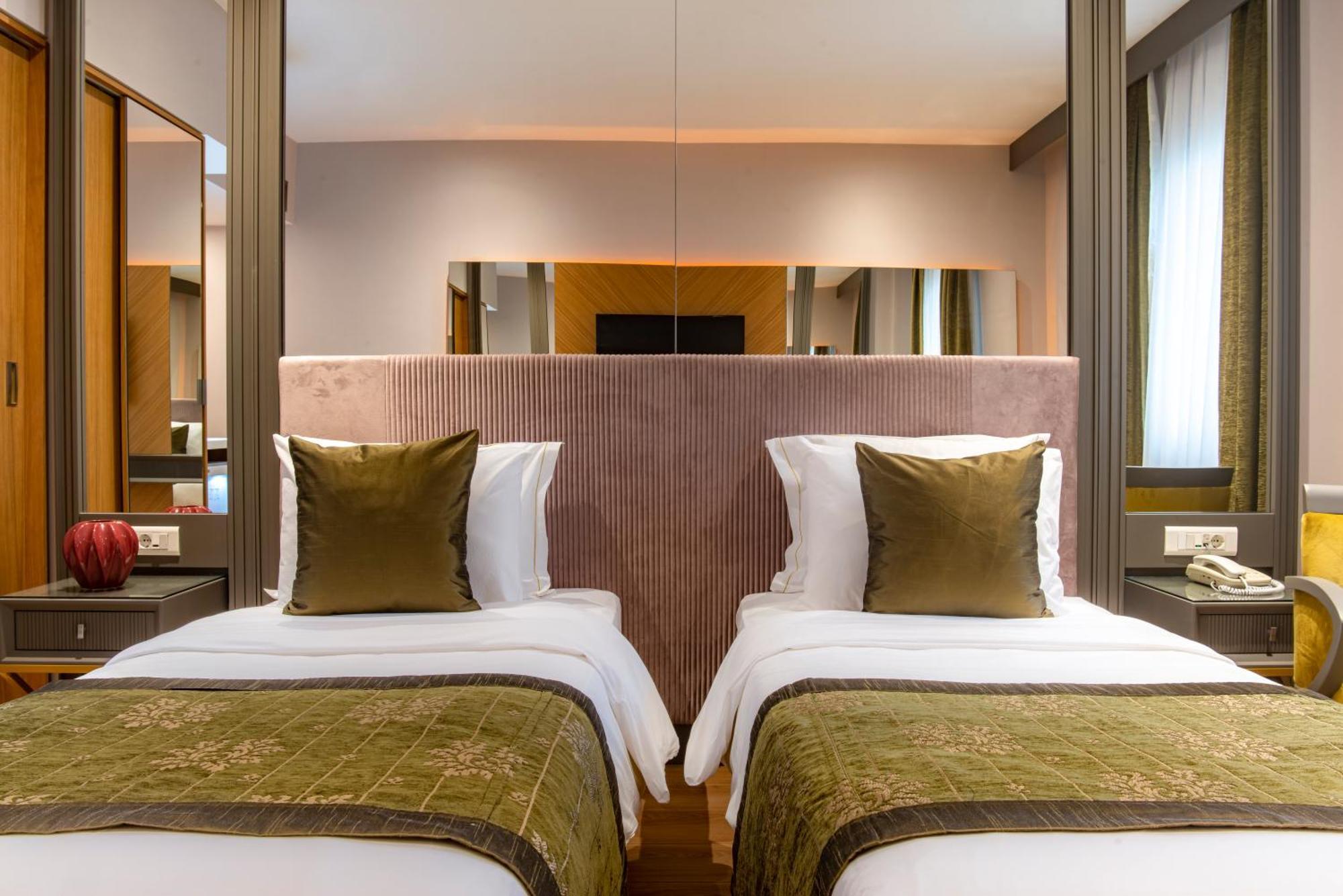 Double Room or Twin Room,1155170889:JPEG